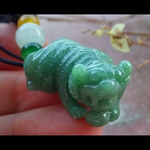 Green Jade jadeite Tiger Pendant certificate